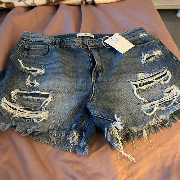 KanCan Pants - NEW Kancan Ultra High Rise Plus Size Mom Shorts